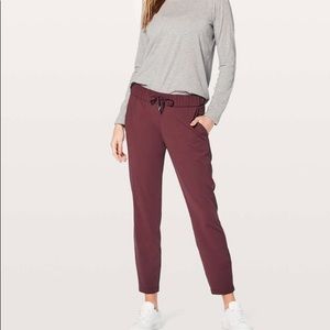 Lululemon On the Fly 7/8 Pant
